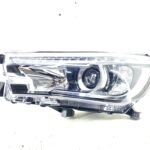 FAROL TOYOTA HILUX 16/20 LE COM LED