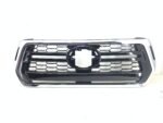 GRADE DIANT. TOYOTA HILUX 19/20 PRETA COM FRISO CROMADO - Imagem 5