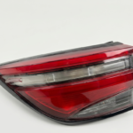LANTERNA TRASEIRA TOYOTA SW4 2021/, LE, CANTO, COM LED, ORIGINAL.